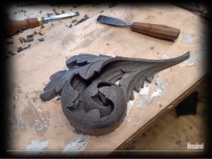 Pracownia Rzeźbiarska Besaleel - Liść akantu z czarnego dębu
